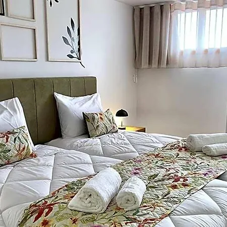 Hostel Cantinho Γκουάρντα