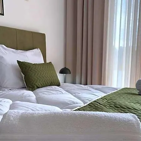 Cantinho Hostel Γκουάρντα