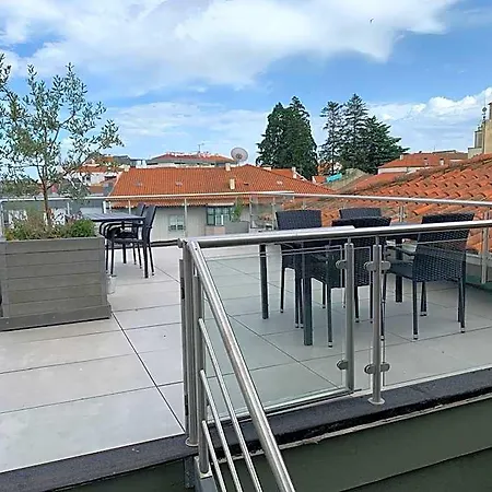 Cantinho Hostel